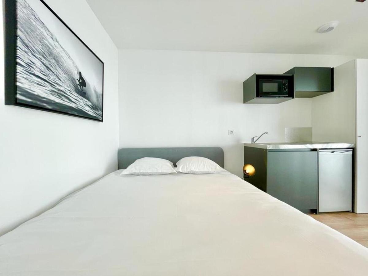 Residence Duguay - Centre Ville - Porte B - Appartements Tout Confort - Neuf - Nouveau Lorient Exterior photo
