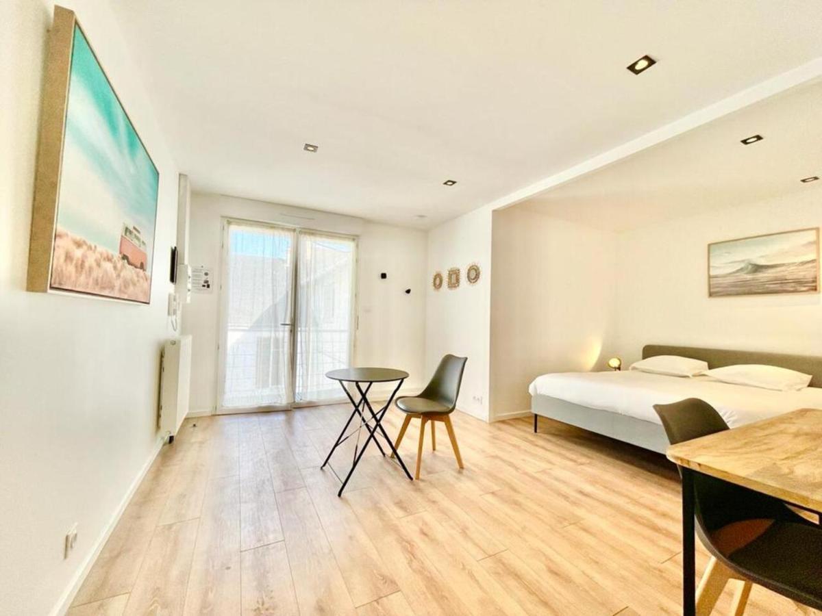 Residence Duguay - Centre Ville - Porte B - Appartements Tout Confort - Neuf - Nouveau Lorient Exterior photo